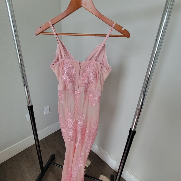 House of CB Lucia Dress Rose Sheer Lace/Bandage Maxi Dress - Picture 9 of 12
